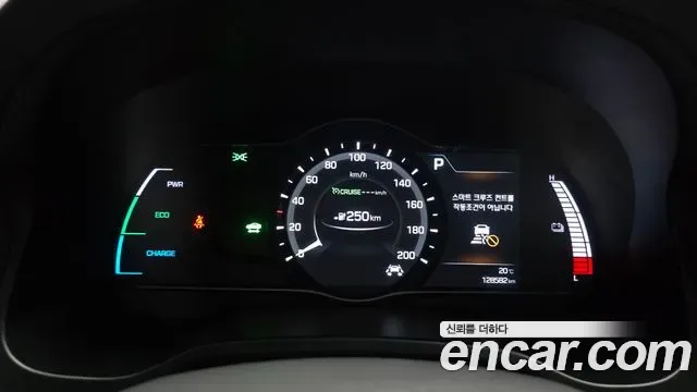Hyundai Ioniq Ionic Electric, 2017 — фото 8
