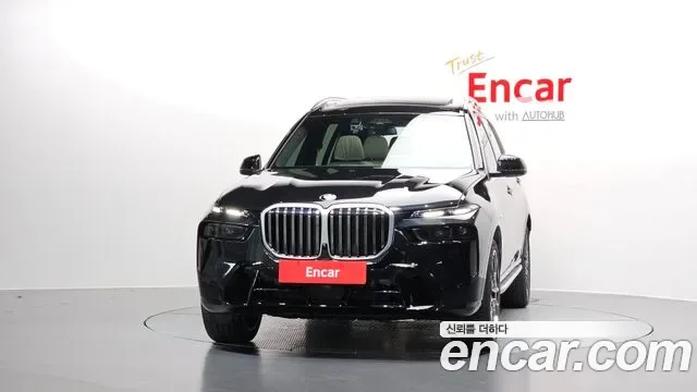 BMW X7 G07, 2025 — фото 3