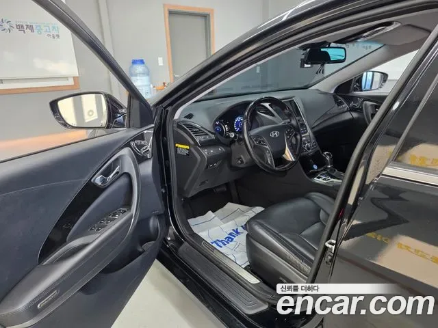 Hyundai Grandeur HG Hybrid, 2014 — фото 10