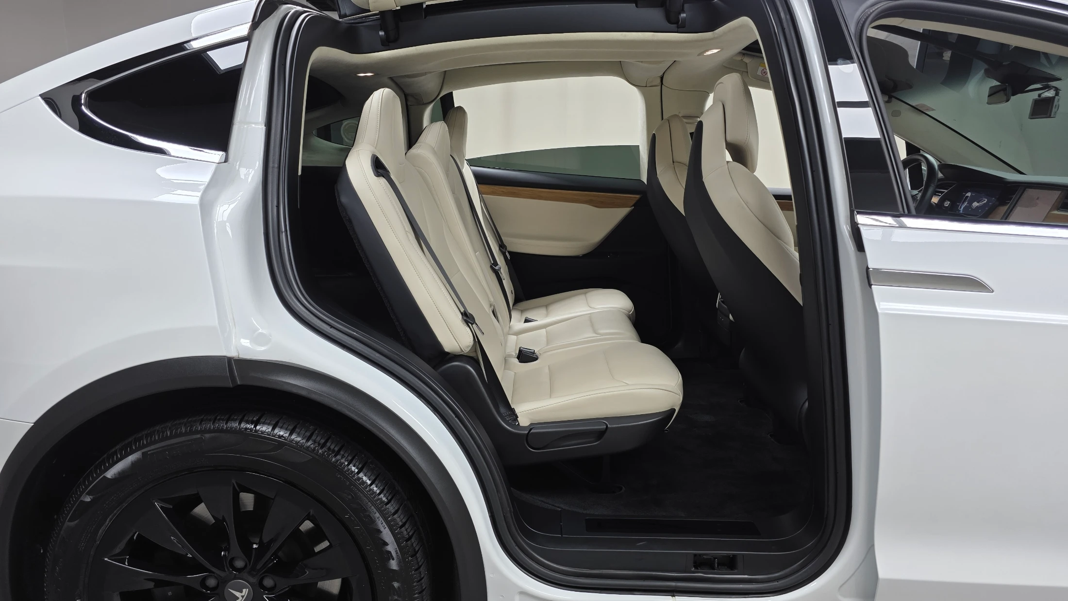 Tesla Model X, 2019 — фото 16