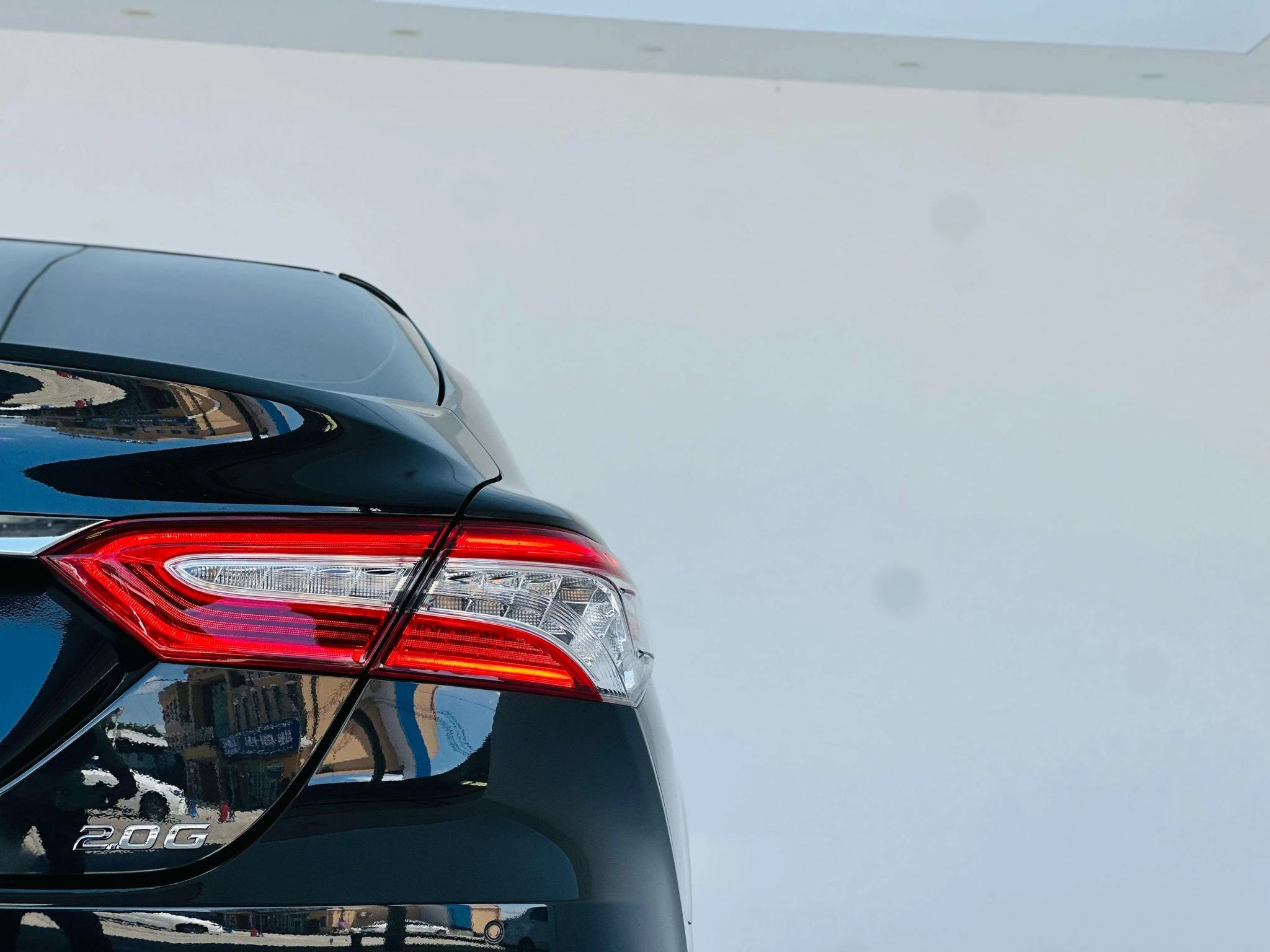 Toyota Camry, 2023 — фото 11