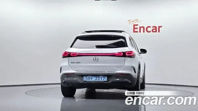 Mercedes-Benz Eqa H243, 2022 — фото 4