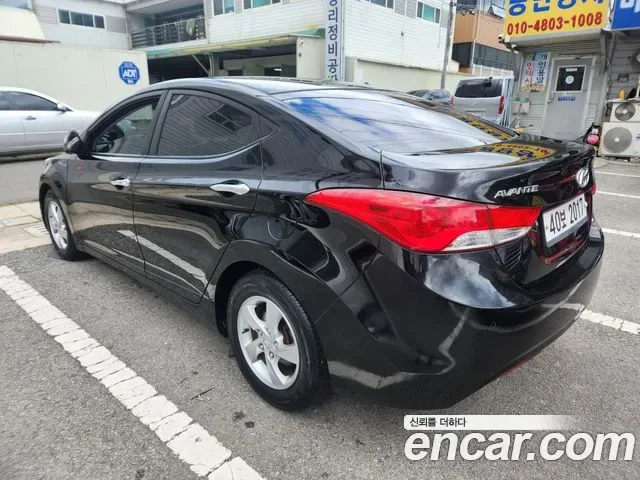 Hyundai Avante MD