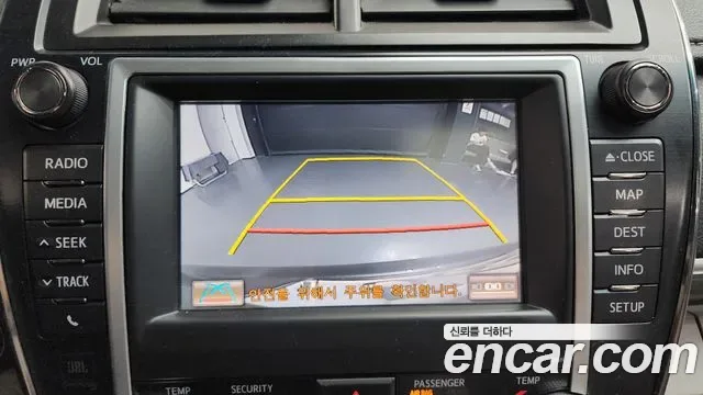 Toyota Camry, 2013 — фото 16