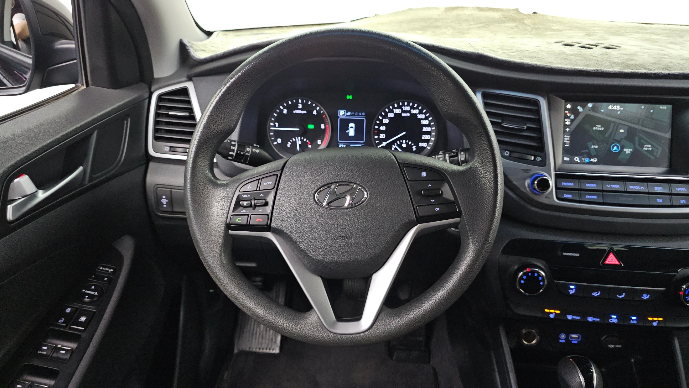 Hyundai Tucson, 2015 — фото 13