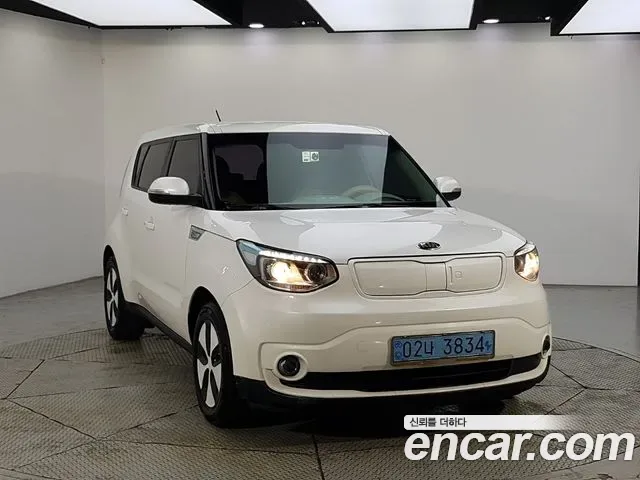 Kia Soul EV, 2017 — фото 2