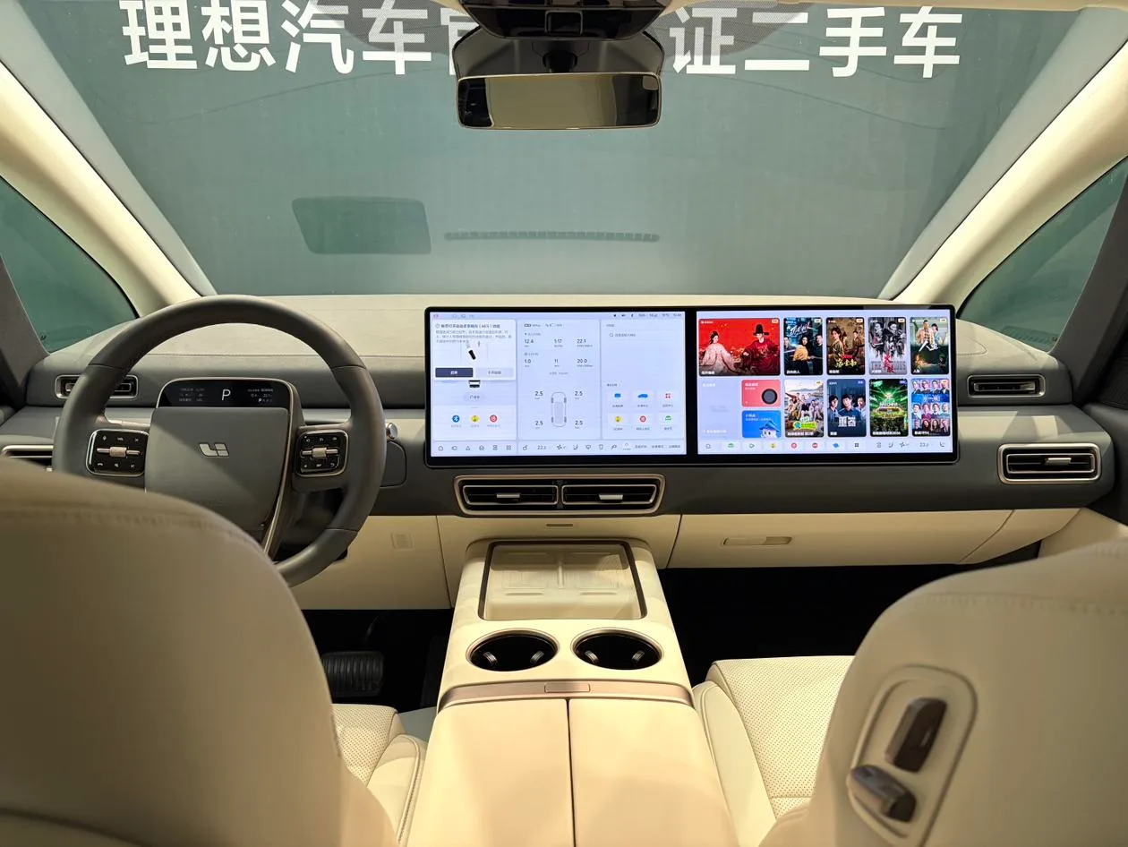 Li Auto Ideal MEGA, 2025 — фото 17