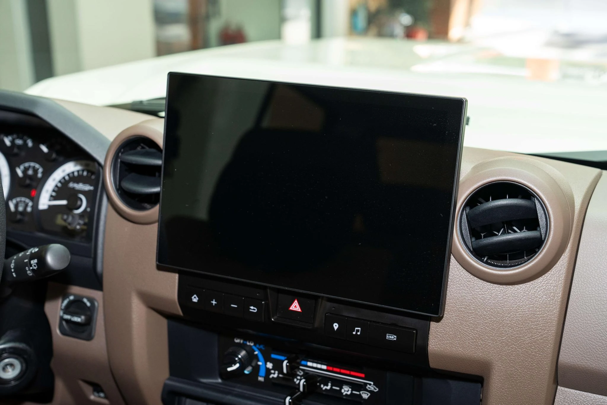 Toyota Land Cruiser 70 Series, 2025 — фото 15
