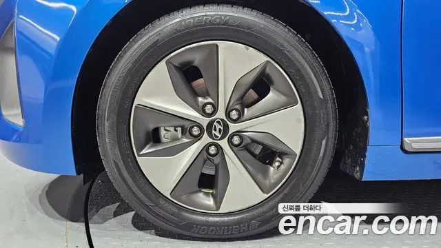 Hyundai Ioniq Ionic Electric, 2016 — фото 5