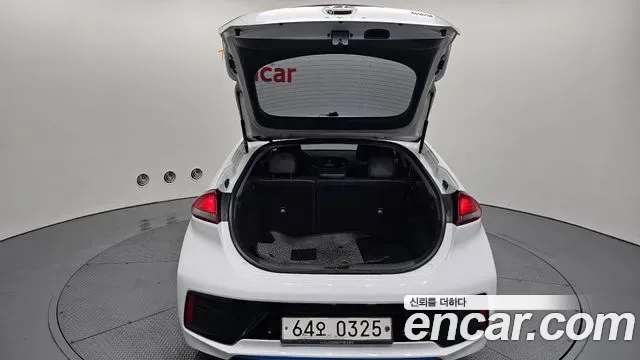 Hyundai Ioniq Ionic Hybrid, 2016 — фото 20