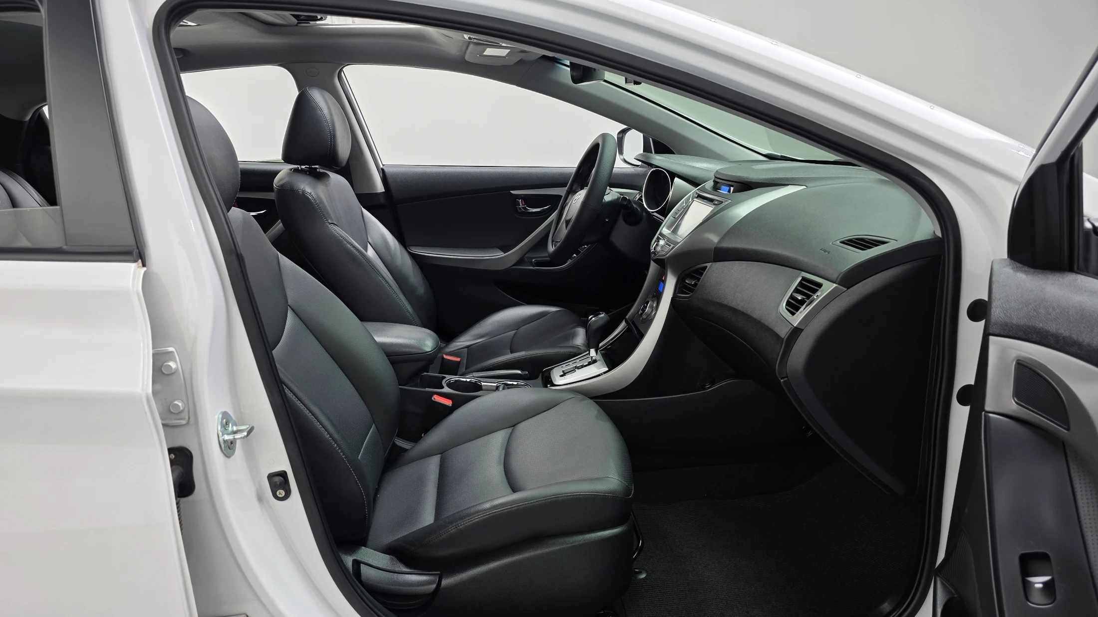 Hyundai Avante MD, 2013 — фото 27