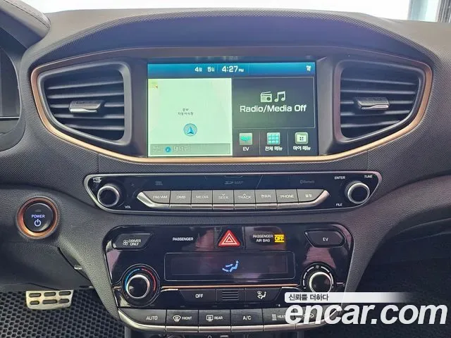 Hyundai Ioniq Ionic Electric, 2016 — фото 19