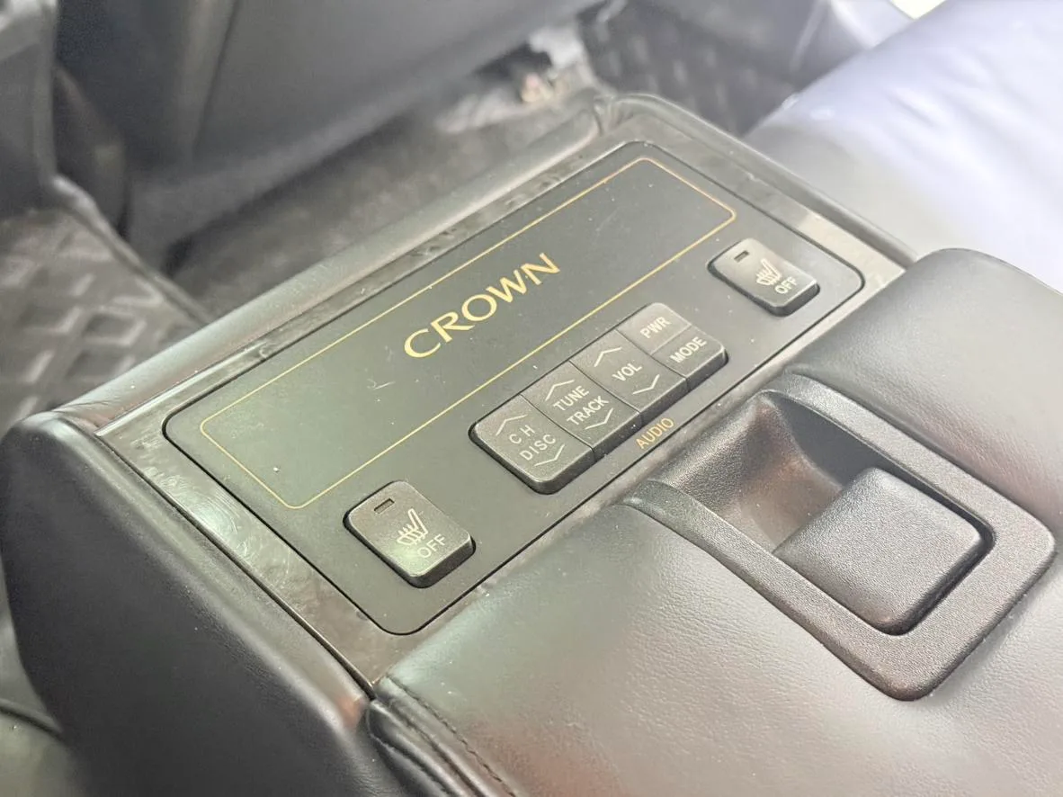 Toyota crown, 2005 — фото 19