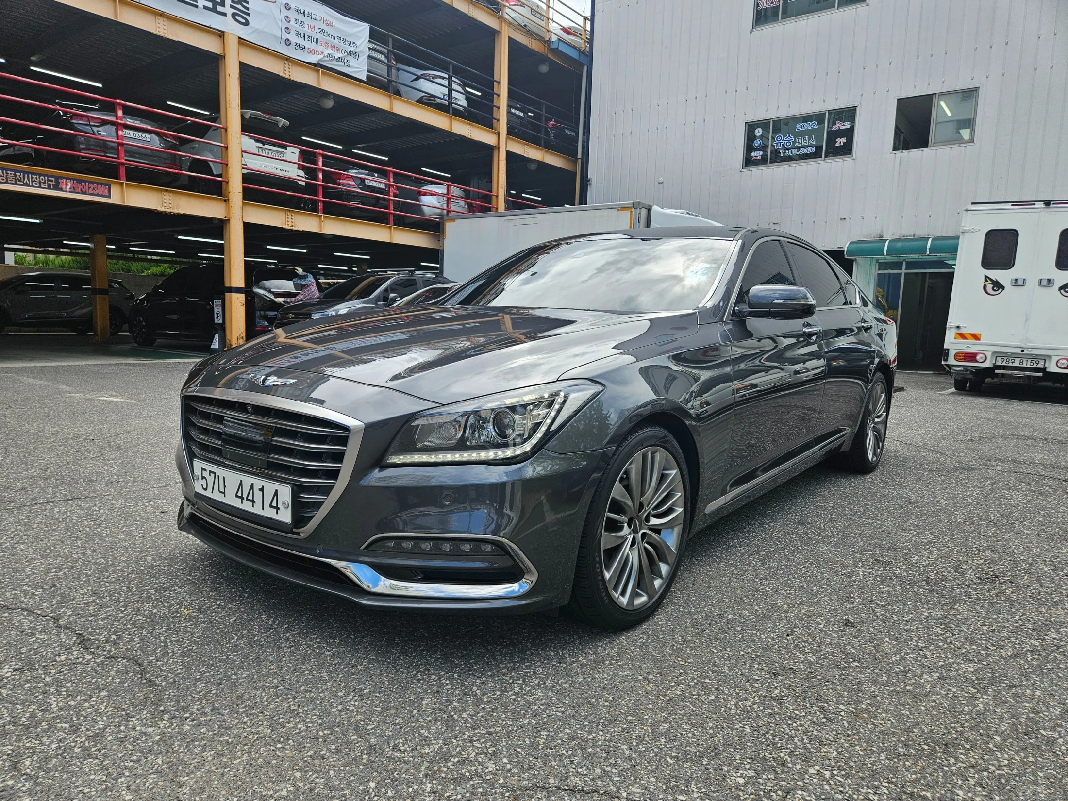 Genesis G80