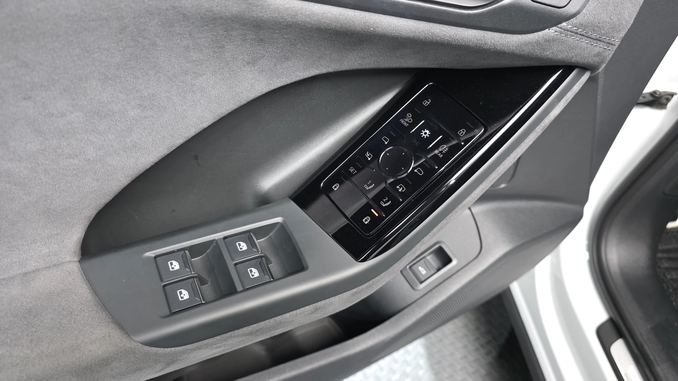 Audi Sq6 E-Tron GF, 2025 — фото 32