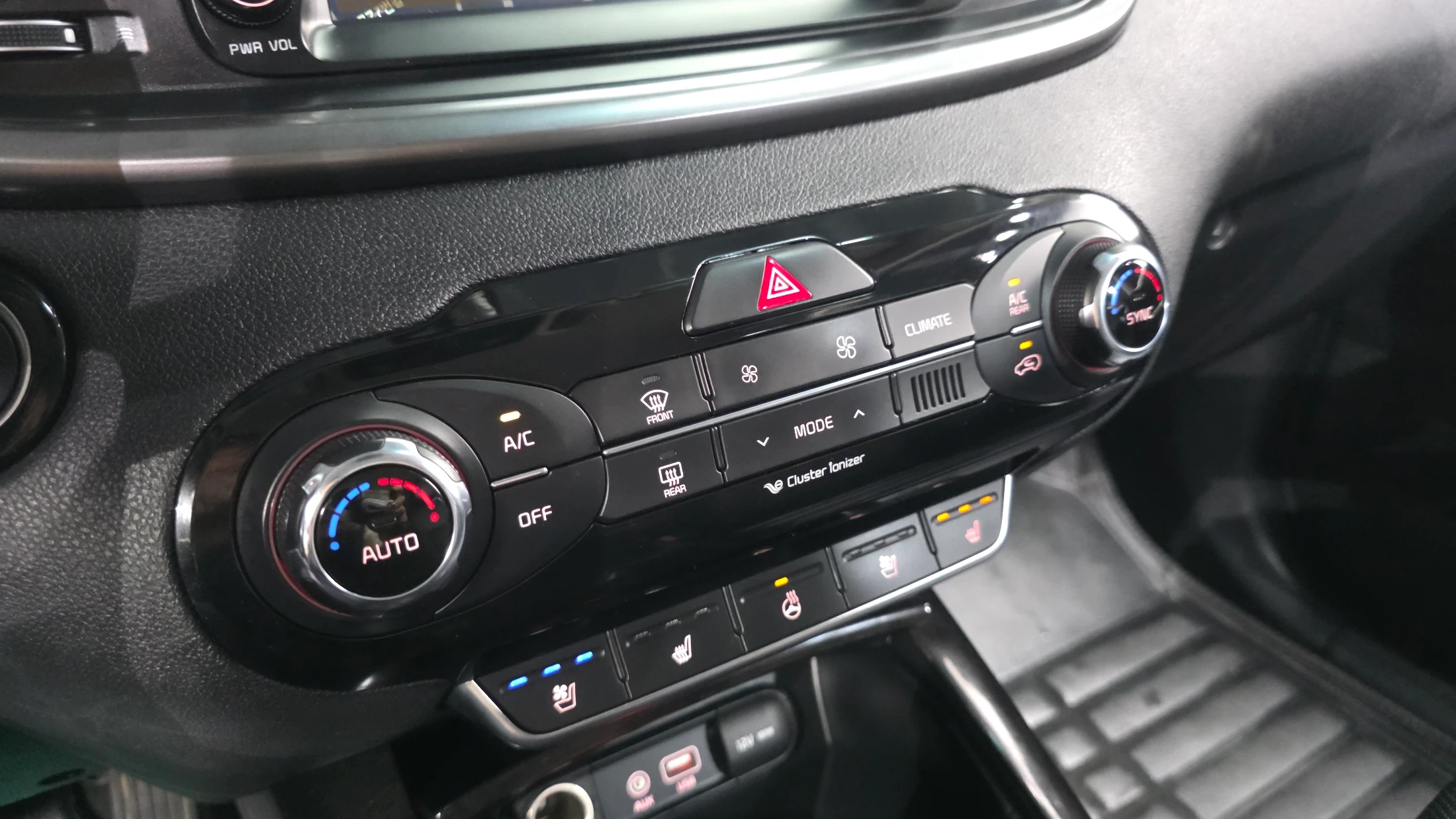Kia Sorento, 2015 — фото 16