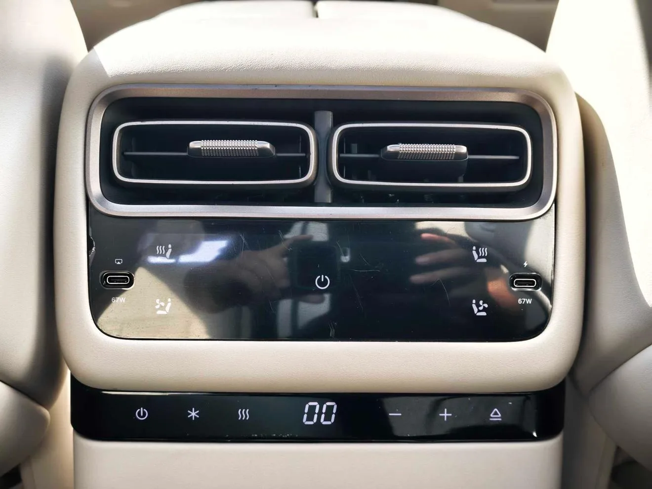 Li Auto ideal i6, 2025 — фото 12