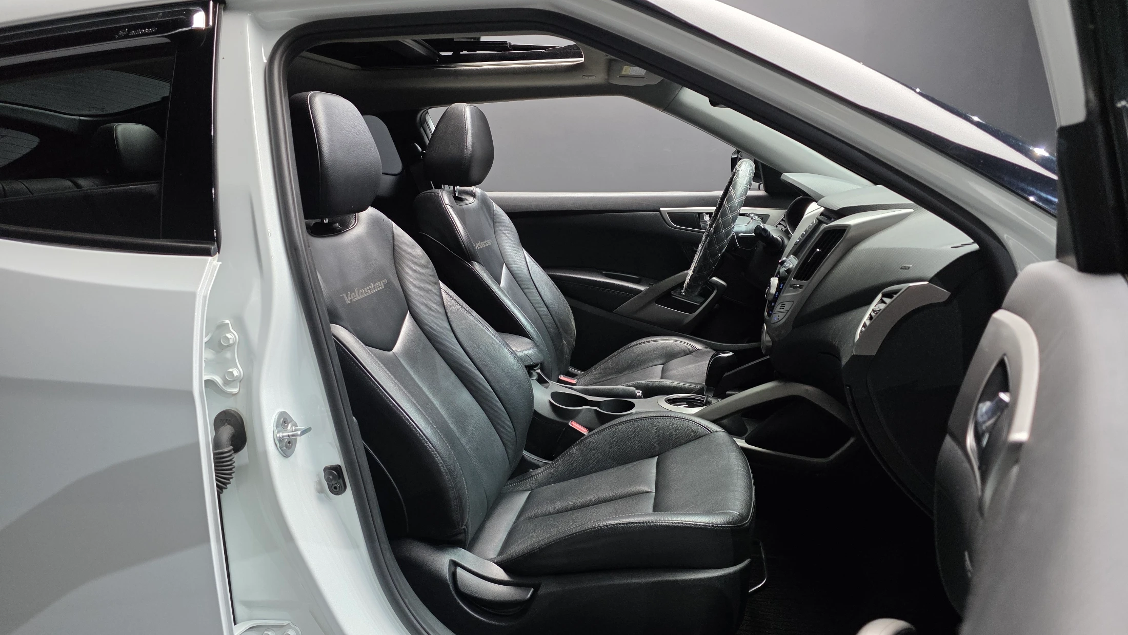 Hyundai Veloster, 2012 — фото 11