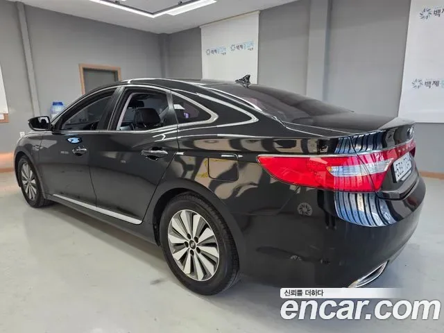 Hyundai Grandeur HG Hybrid, 2014 — фото 2