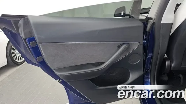 Tesla Model Y, 2022 — фото 25