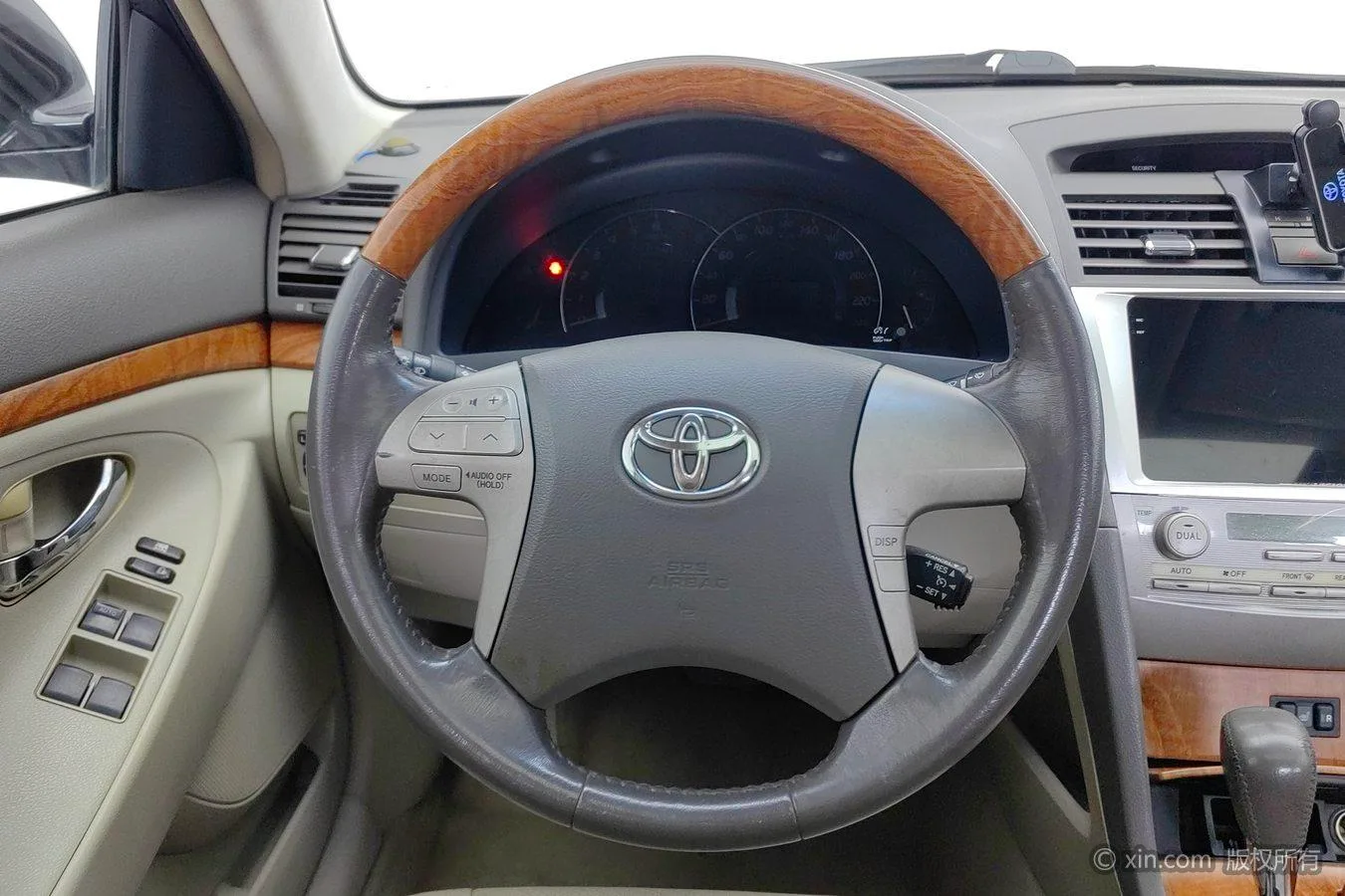 Toyota Camry, 2011 — фото 15