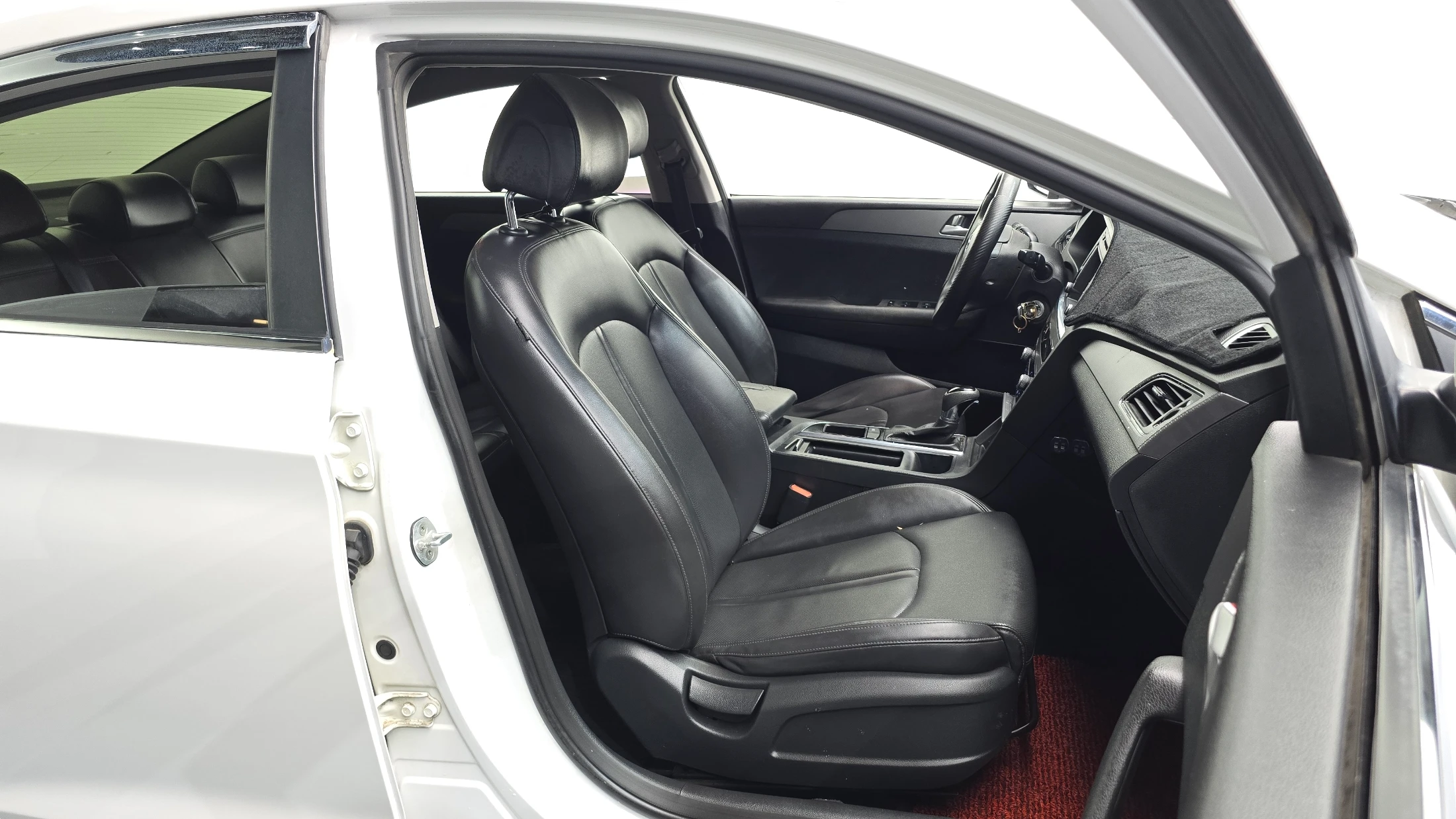 Hyundai Sonata LF Sonata, 2014 — фото 26