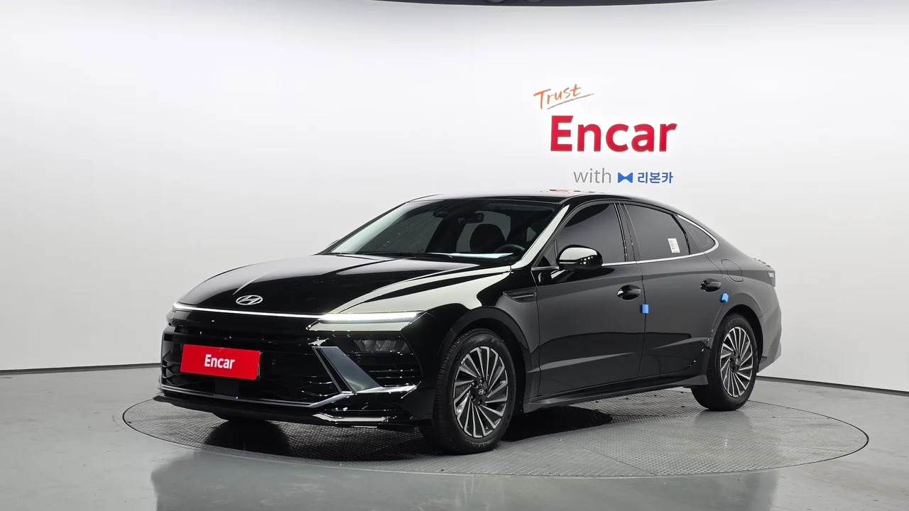 Hyundai Sonata De Edge Hybrid (DN8)