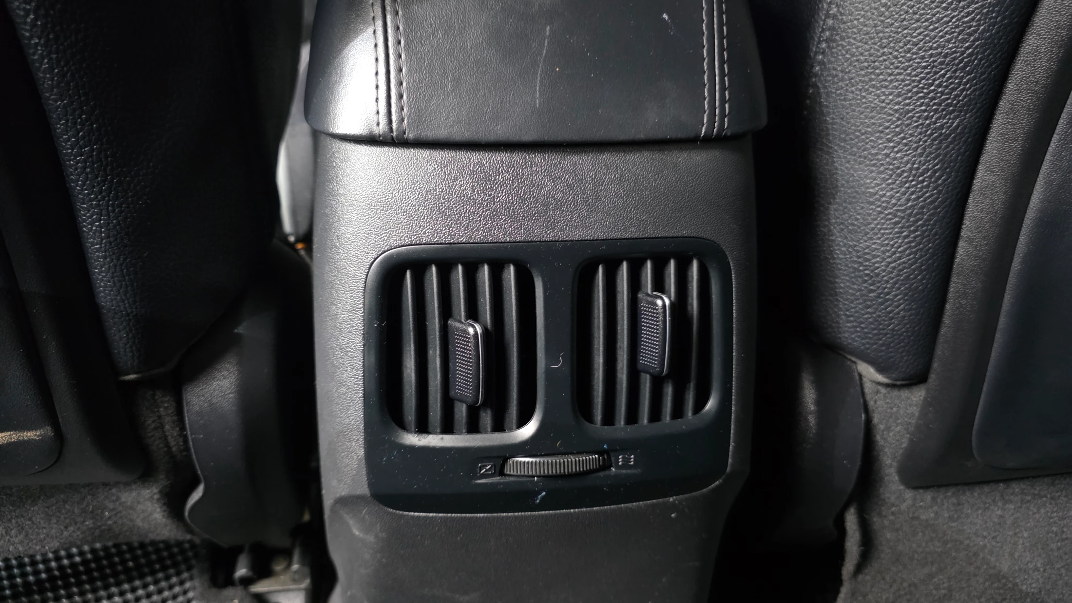 Hyundai Tucson ix, 2014 — фото 27