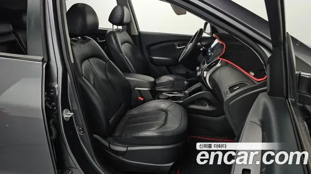 Hyundai Tucson ix, 2010 — фото 26