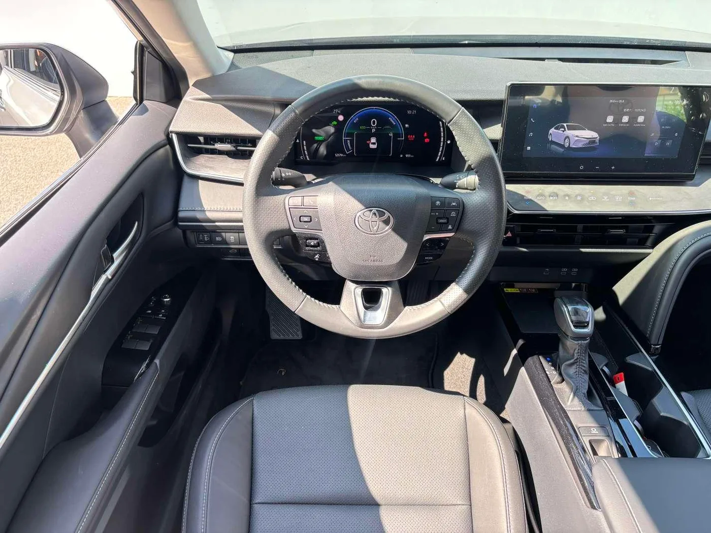 Toyota Camry, 2024 — фото 13
