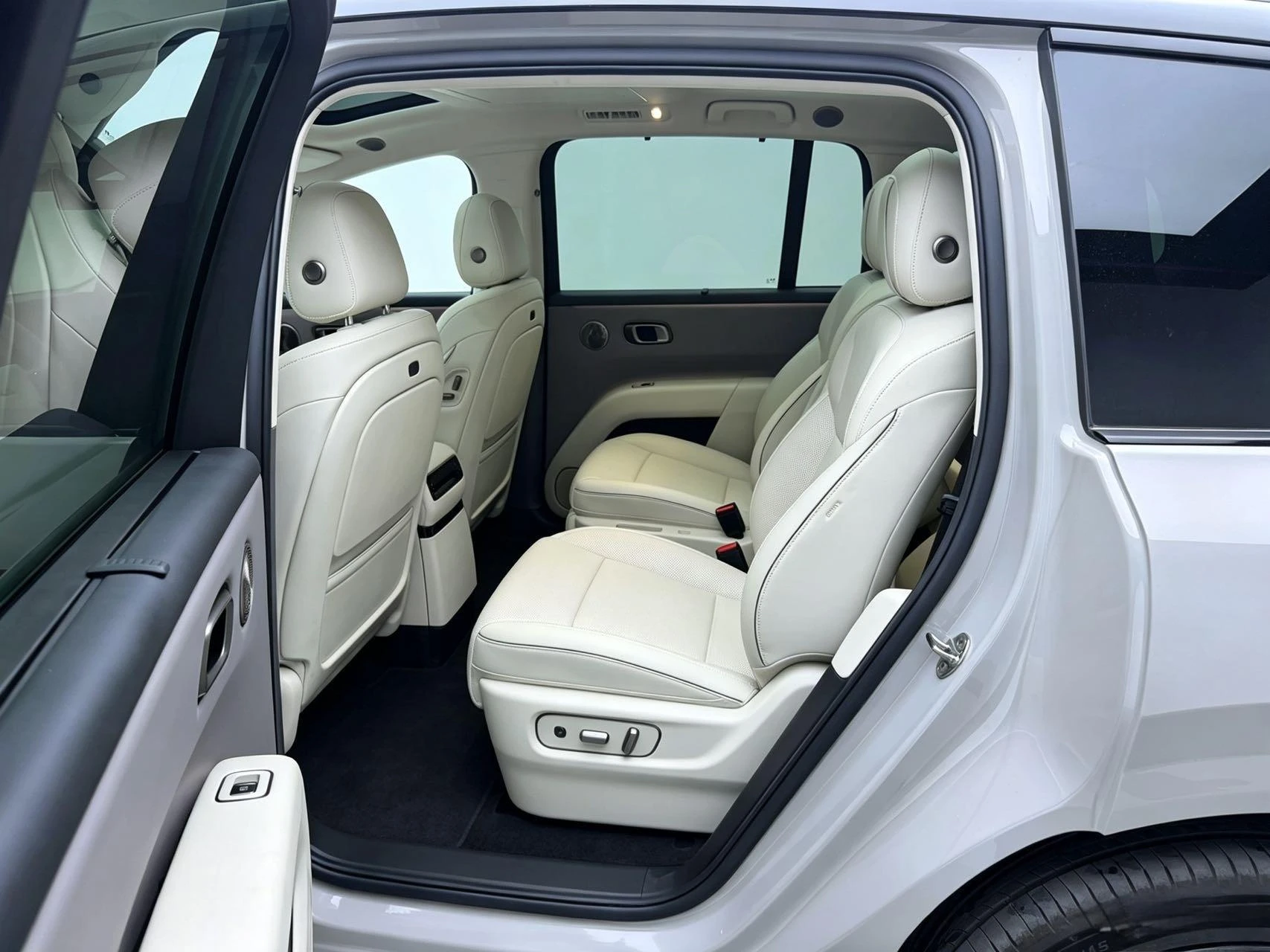 Li Auto ideal i8, 2025 — фото 13