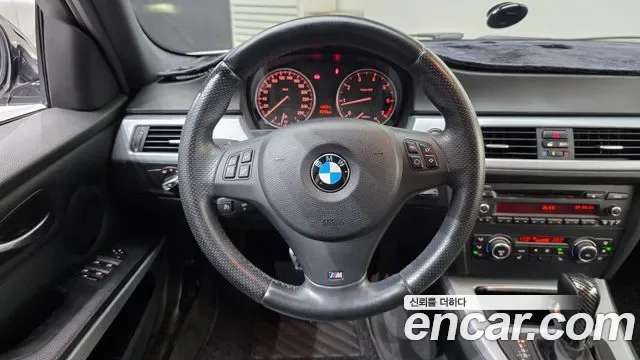 BMW 3-Series E90, 2011 — фото 13