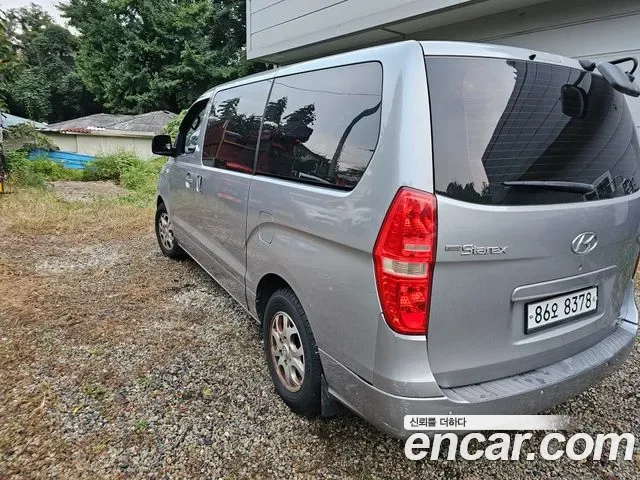 Hyundai Starex Grand Starex, 2012 — фото 2