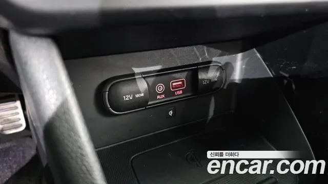 Kia Niro, 2016 — фото 20
