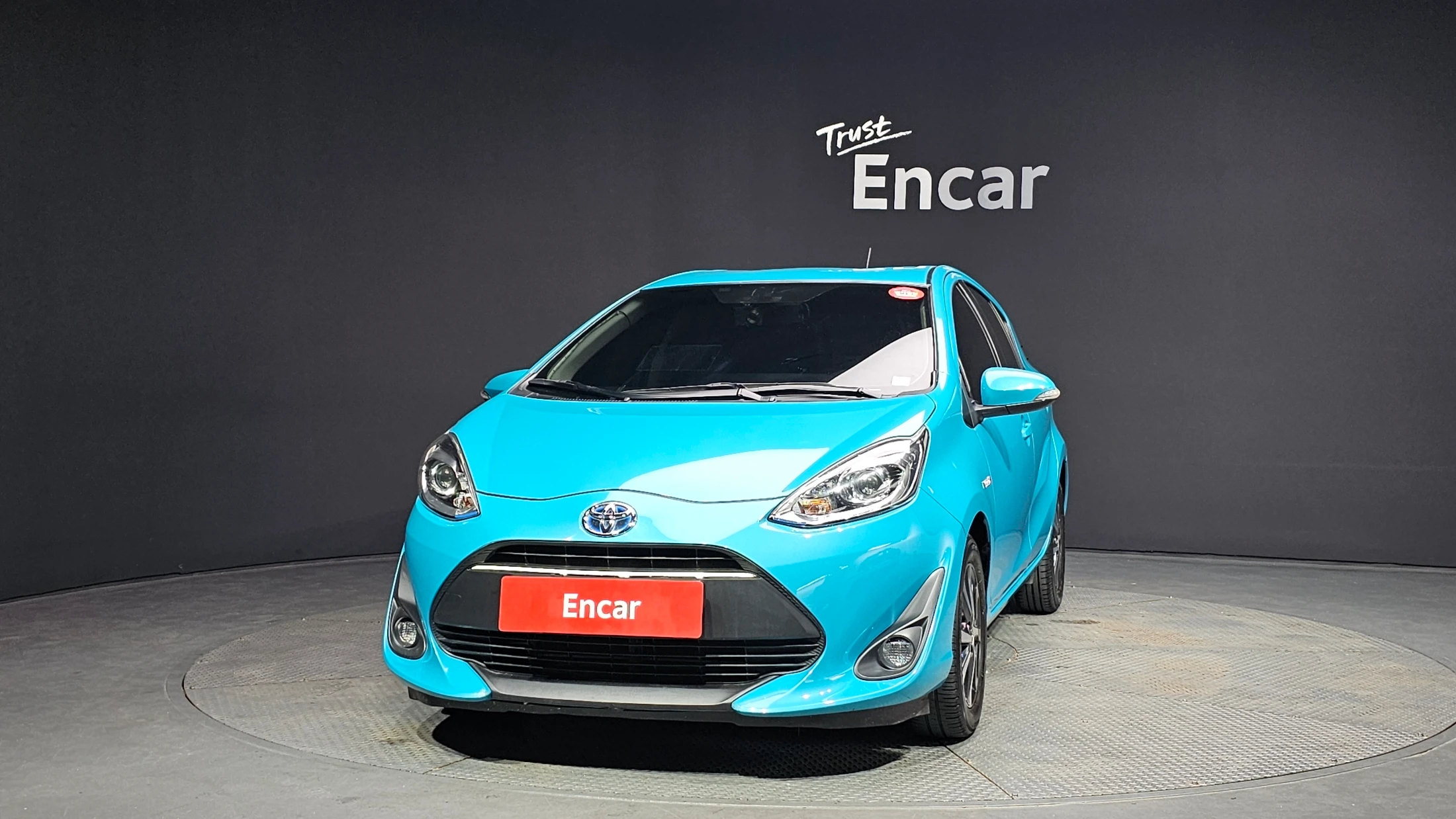 Toyota Prius C, 2018 — фото 3
