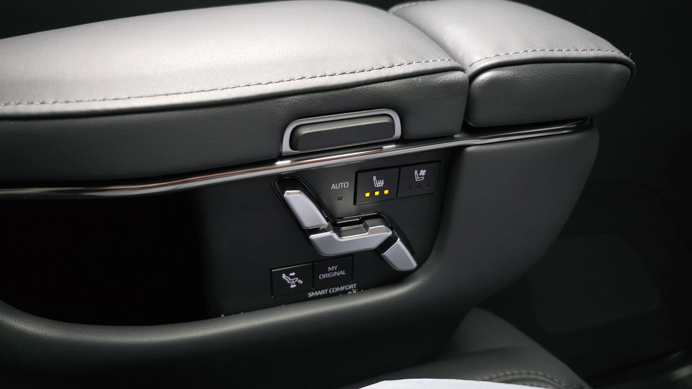 Toyota Alphard Alpad, 2025 — фото 31