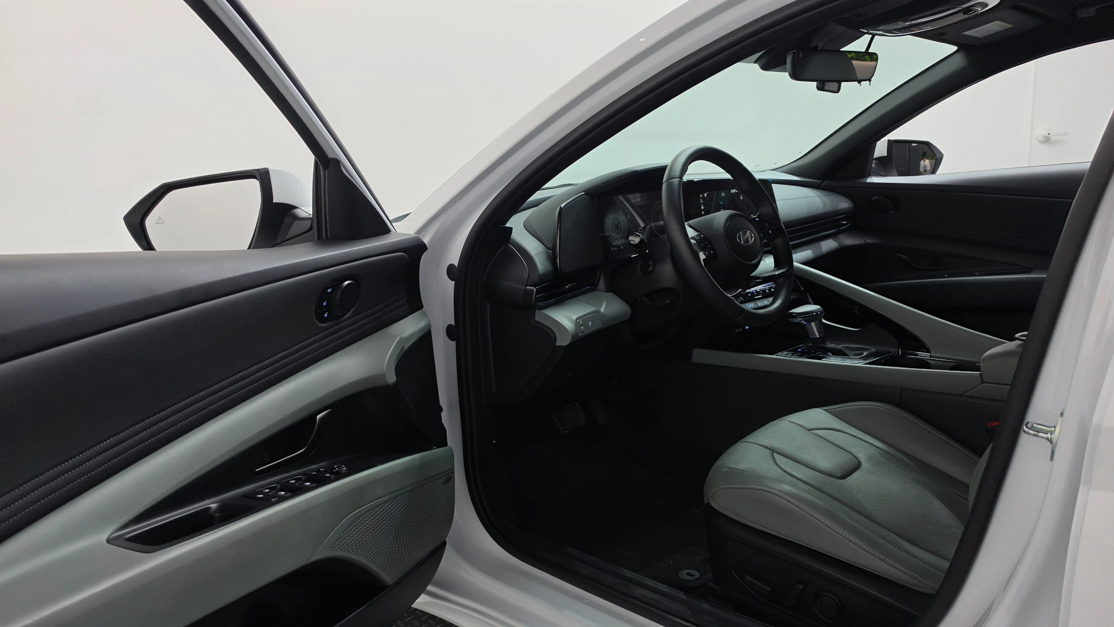 Hyundai Avante CN7, 2024 — фото 10