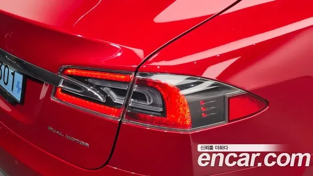 Tesla Model S, 2019 — фото 23