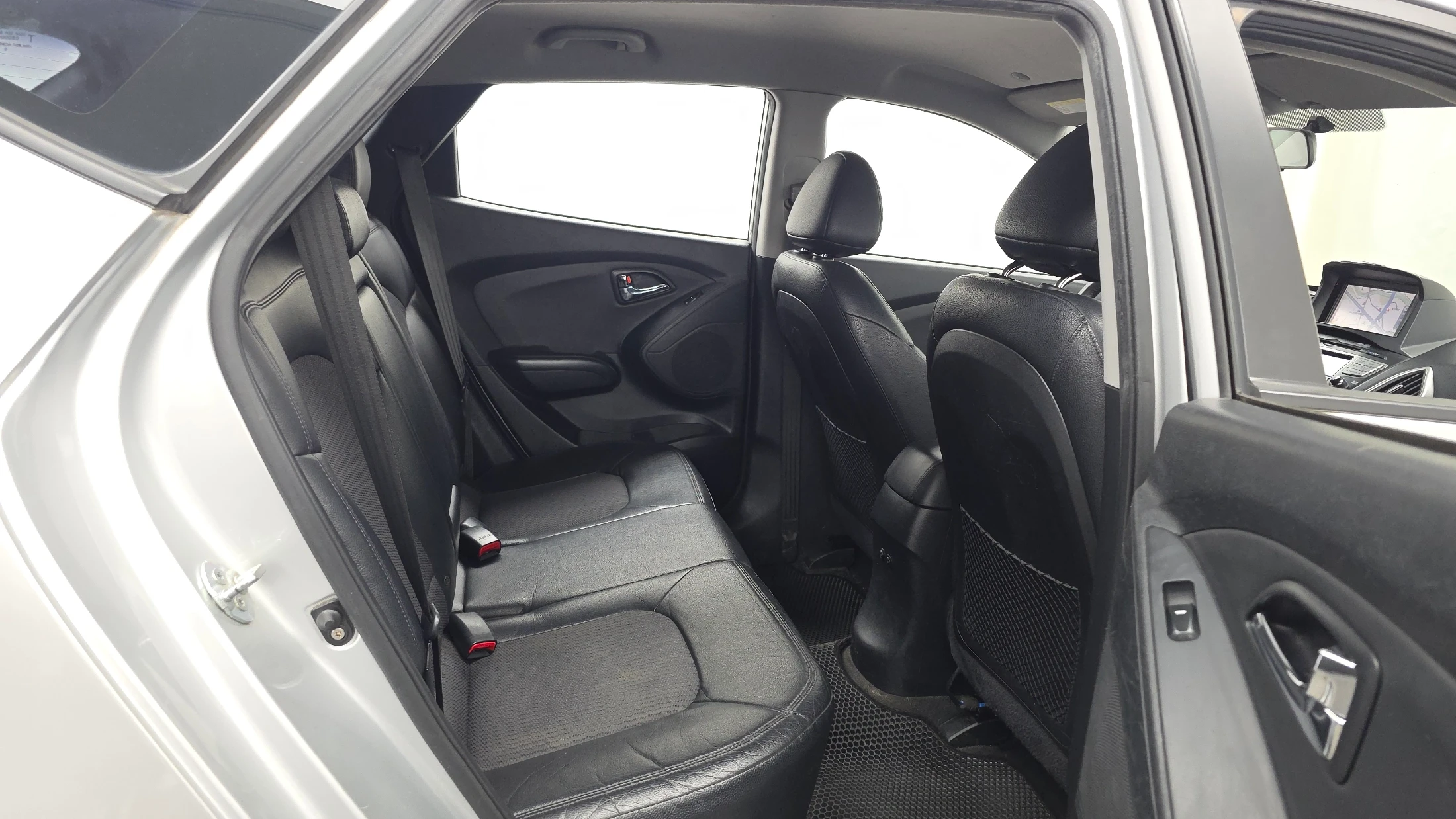 Hyundai Tucson ix, 2010 — фото 12
