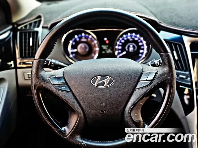 Hyundai Sonata YF Sonata, 2010 — фото 11