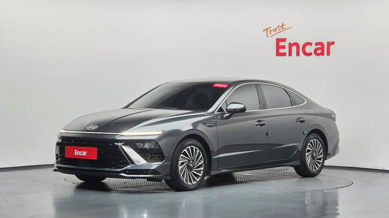 Hyundai Sonata De Edge Hybrid (DN8)