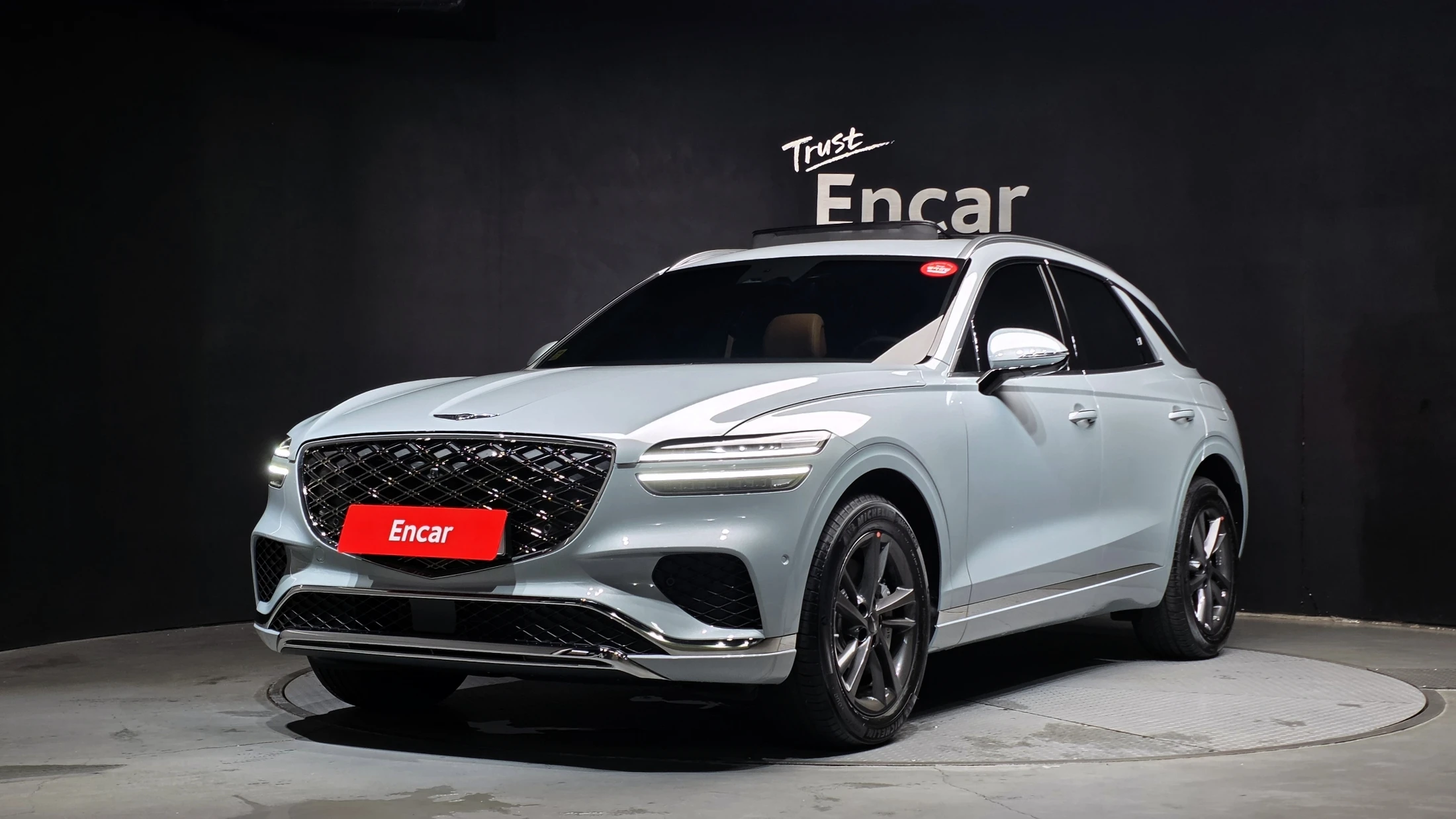 Genesis Gv70