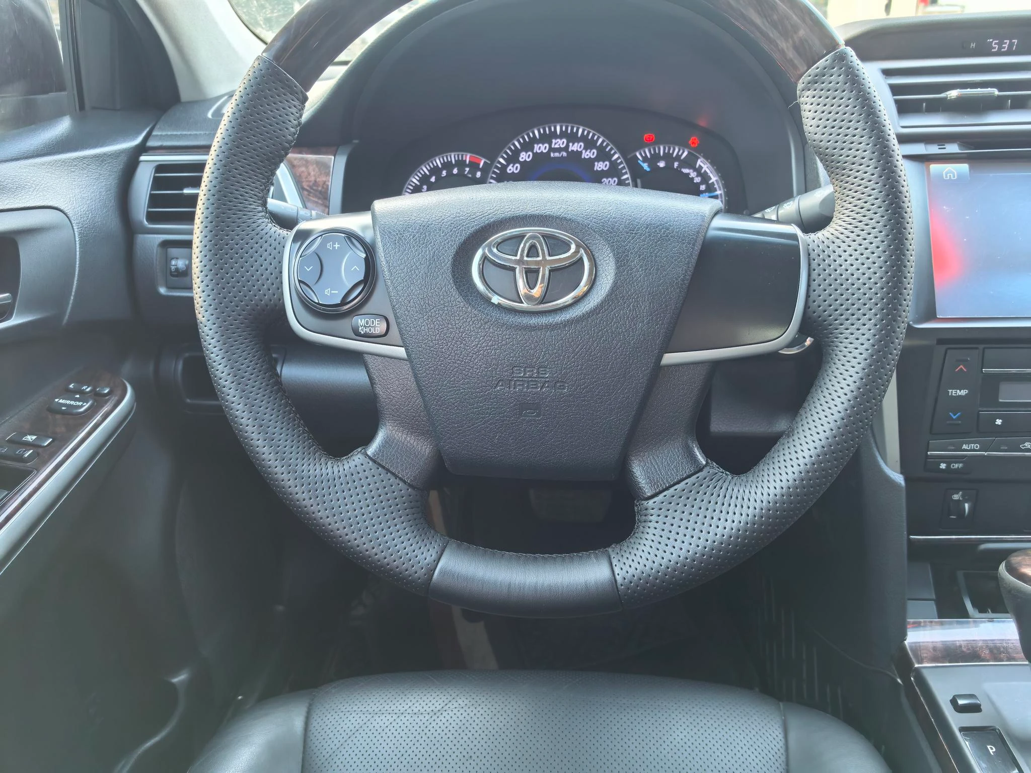 Toyota Camry, 2015 — фото 8