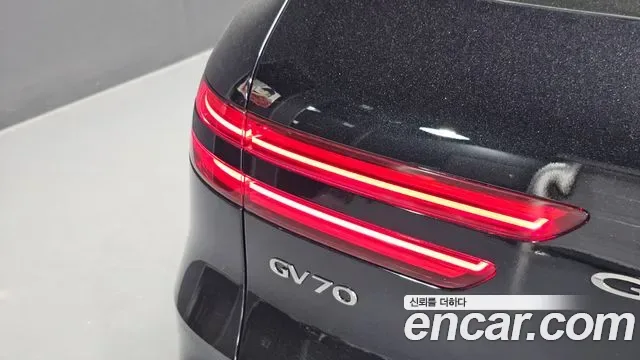 Genesis Gv70, 2021 — фото 23