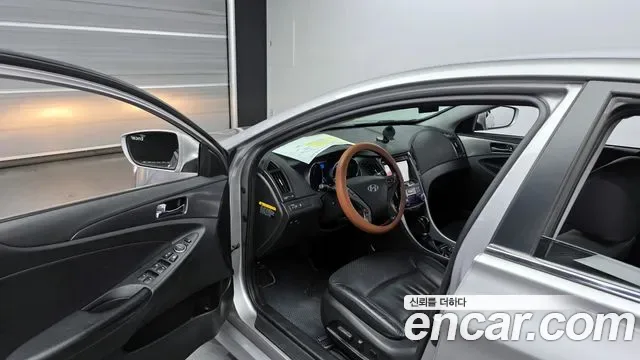 Hyundai Sonata Hybrid, 2013 — фото 10