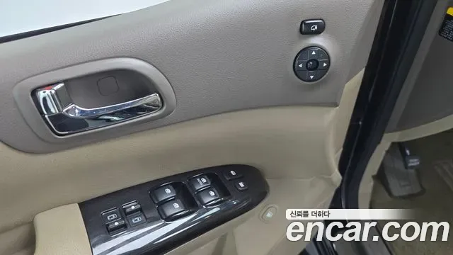 Kia Canival Carnival R, 2012 — фото 27