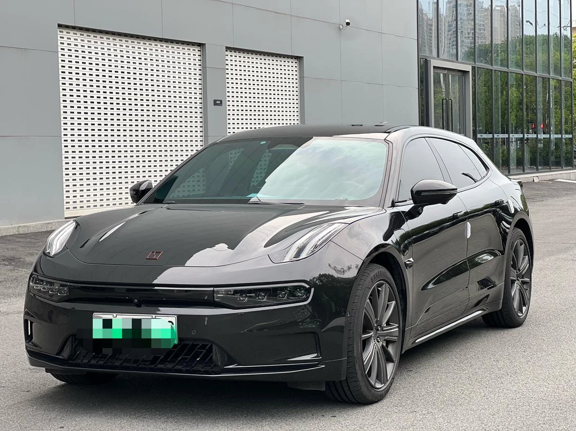 ZEEKR 001