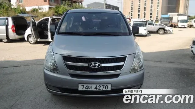 Hyundai Starex Grand Starex, 2012 — фото 2