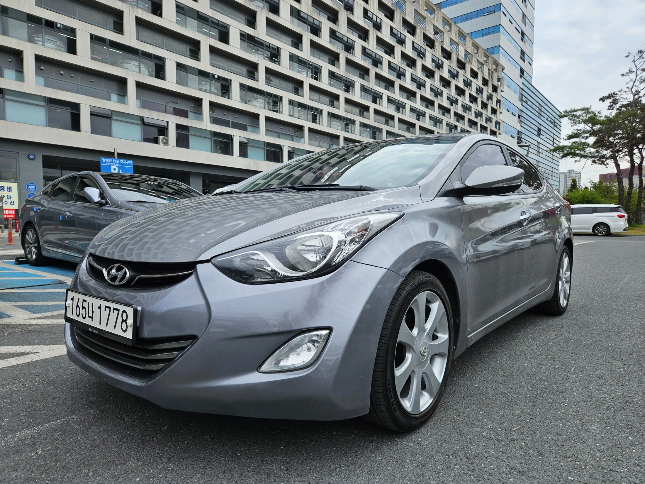 Hyundai Avante MD