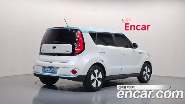 Kia Soul EV, 2016 — фото 2